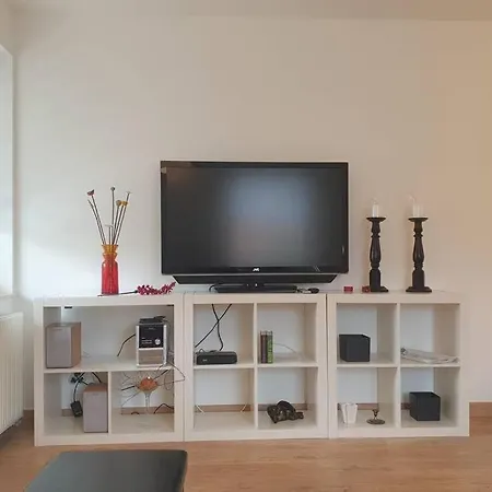 Przy Samym Jeziorze 올슈틴