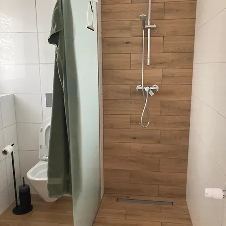 Przy Samym Jeziorze *